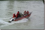 [Einsatz] Wasserrettung aus Fließgewässer – Rettung mehrerer Personen
